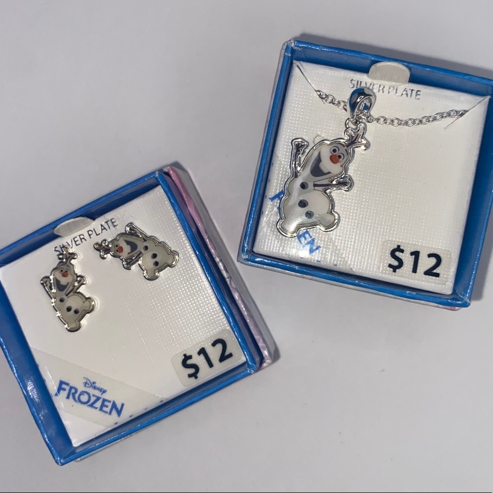 matching set from the movie Frozen